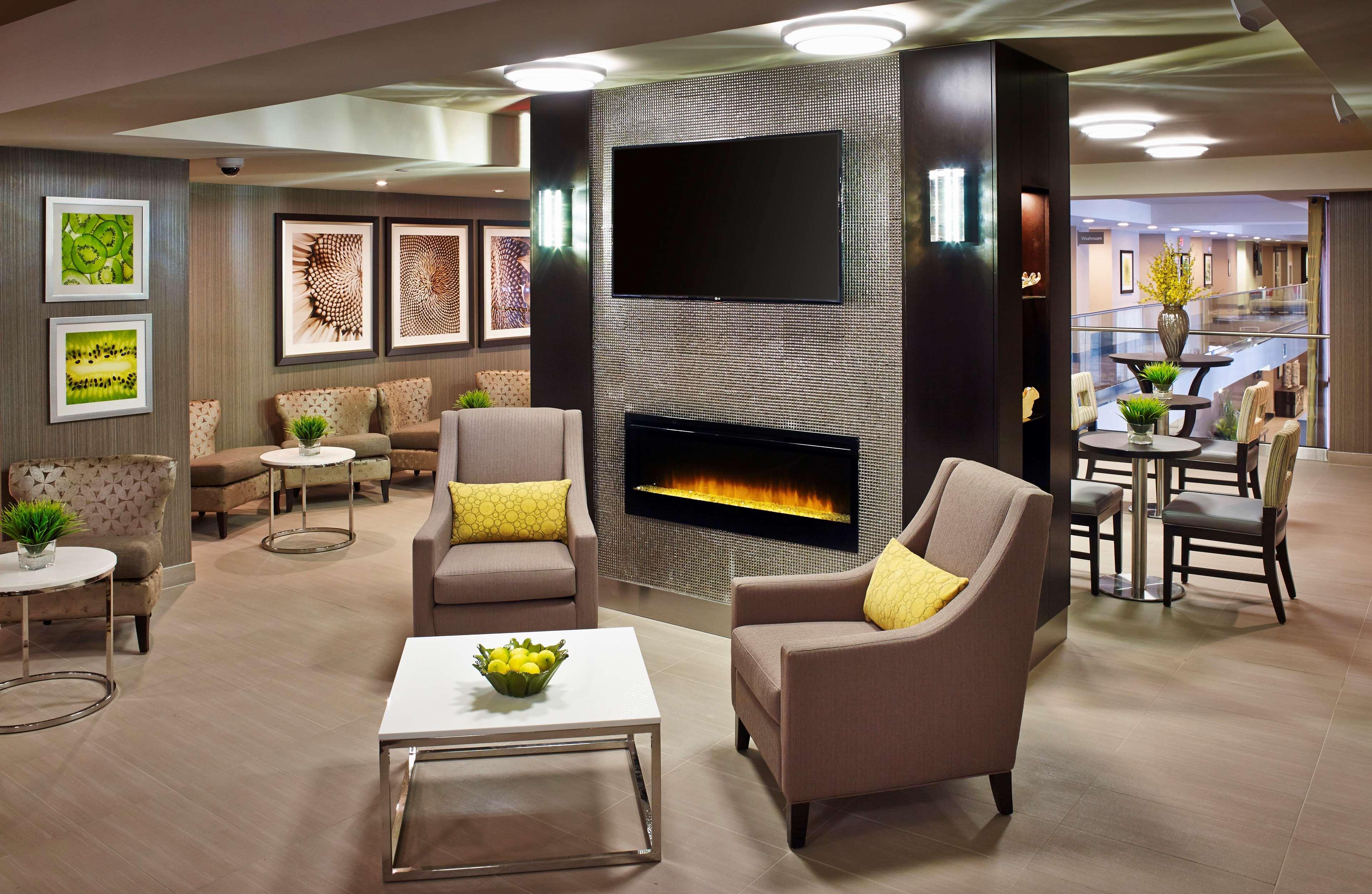 Homewood Suites By Hilton Hamilton Exterior photo