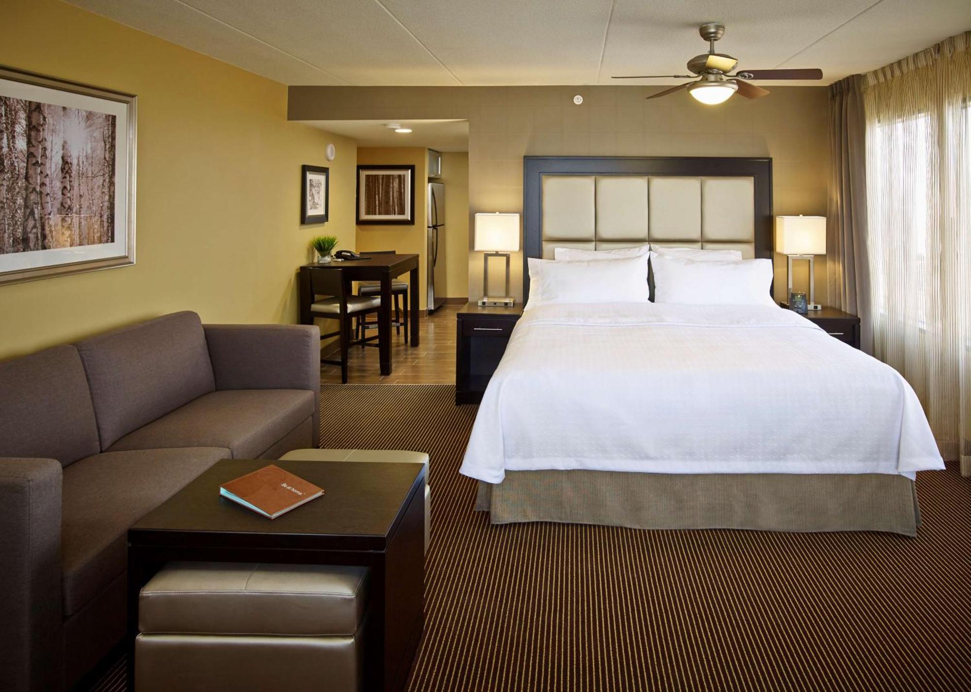 Homewood Suites By Hilton Hamilton Exterior photo
